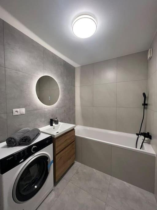 Apartman Centrum S Parkovanim 科希策 外观 照片